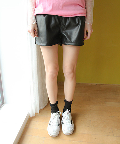 leather shorts (2 colors)