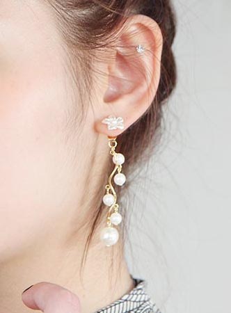 pearl stem earring