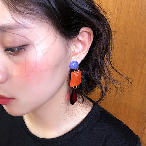 three gem earring