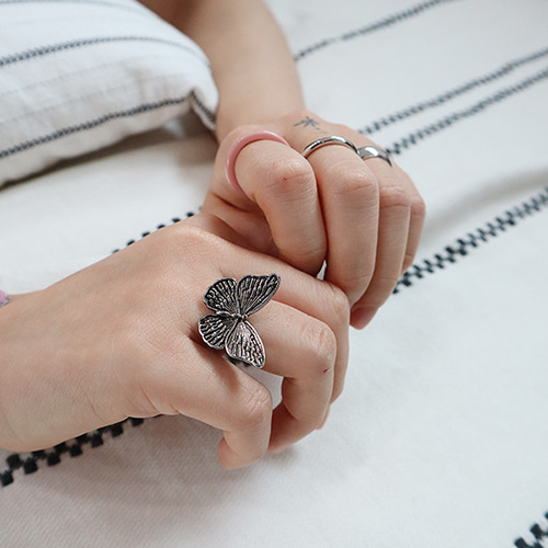 butterfly silver ring