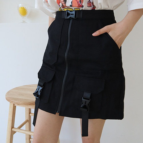 buckle belt black pocket skirt
