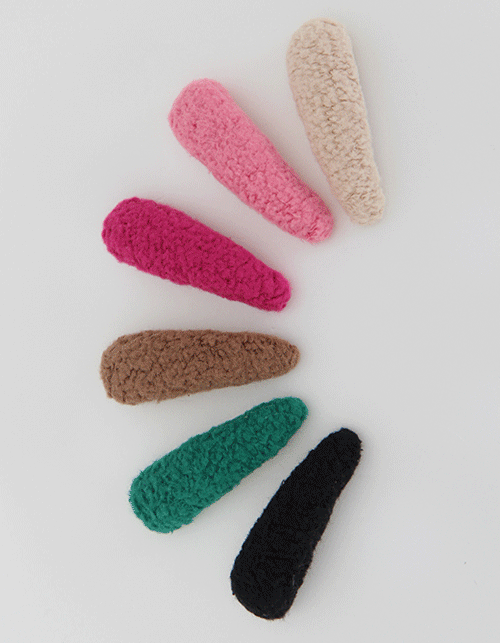 Poodle point pin (6 colors)