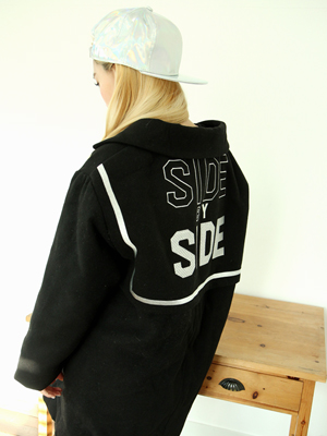 SIDE BY SIDE coat 