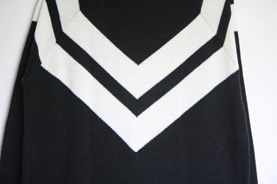 V knit pleats dress(2 color)