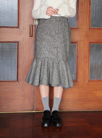 hound tooth check button skirt