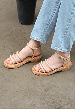 cork outsole sandals (2 colors)
