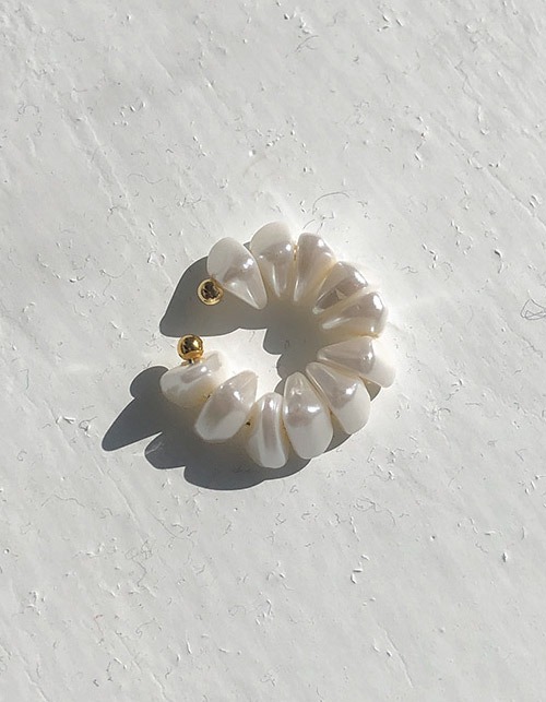 pearl tooth earcuff