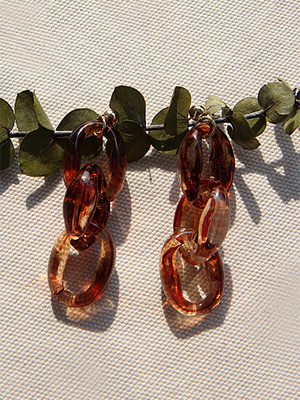 amber brown chain earring