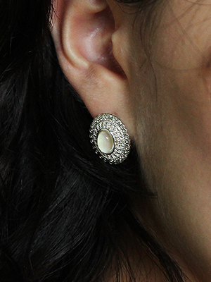 pearl opal earring
