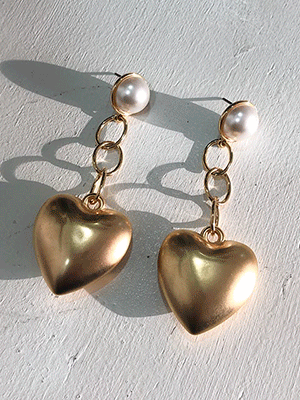 vintage gold heart drop earrings