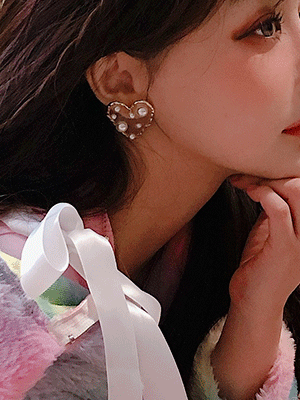 heart gold clear earring