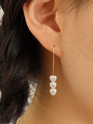 small heart pearl earring