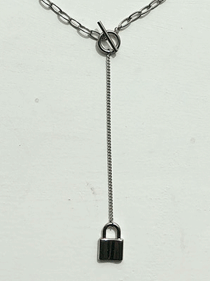 Y chain lock necklace