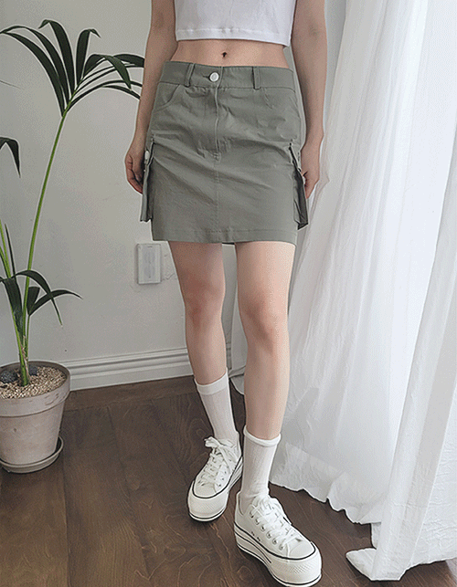 hip hugger cargo mini skirt (3 colors/ 2 size)