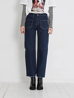 button pocket bootscut  jeans (2 colors) 
