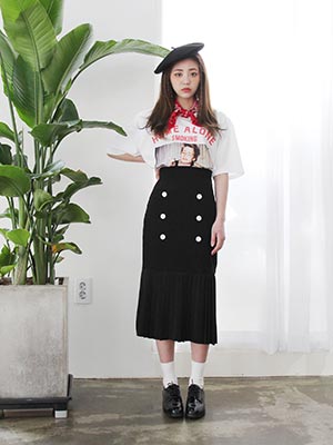 white button pleats skirt