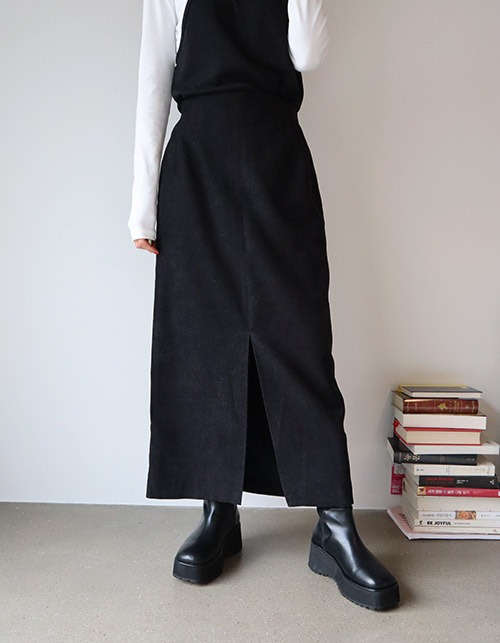 modern suede front slit skirt (2 colors)