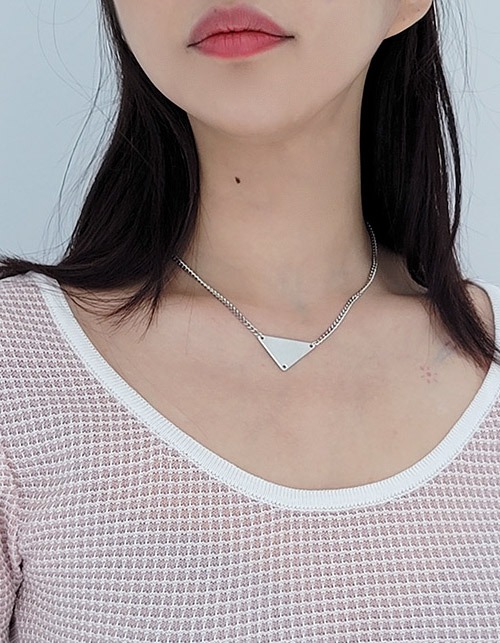 triangle pendant necklace