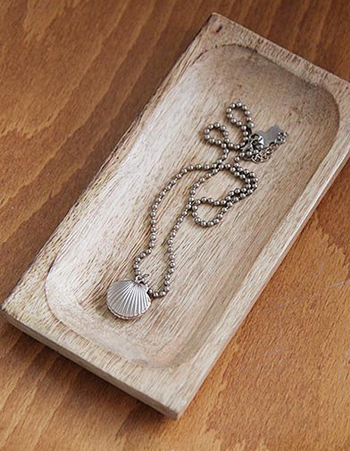 vintage clam locket necklace