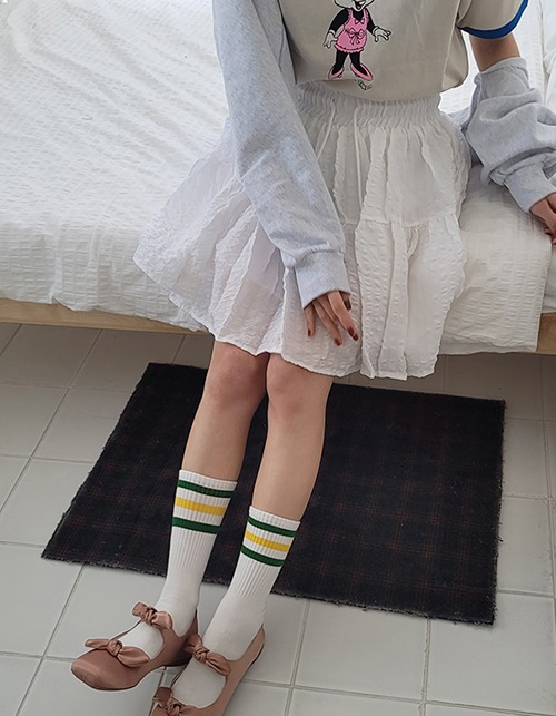white mini cancan skirt