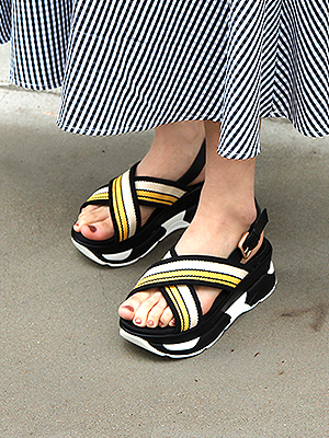 line X strap sandals (2 colors)