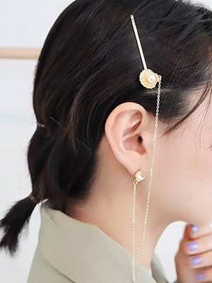 sea shell pin + chain earring