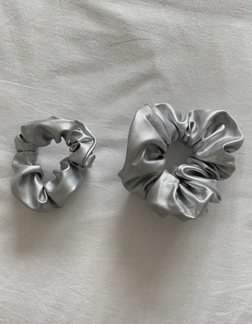 silver scrunchie (2 size)