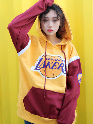 Lakers over hoodie
